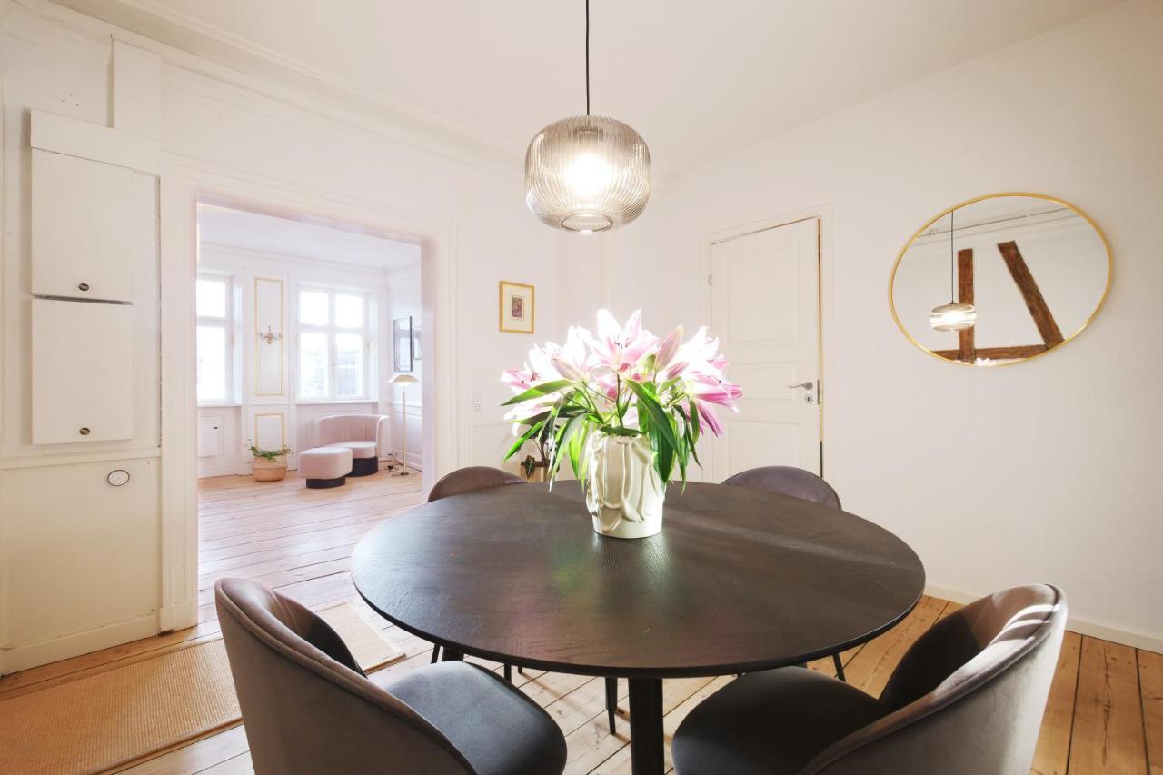 New Harbor - Carolinas Apartment โคเปนเฮเกน ภายนอก รูปภาพ